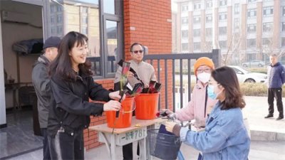 学校工会开展庆祝“三八”妇女节系列活动