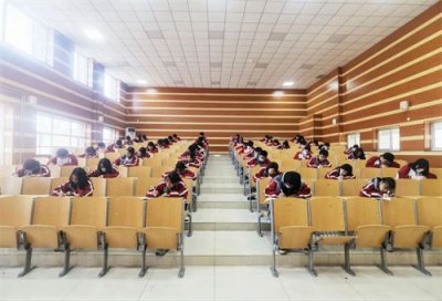 诗词润心灵 书香溢校园——文化产业专业部举办2023年技能节中国经典古诗词背默大赛